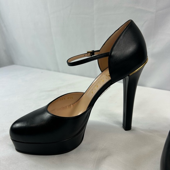 Gucci Embellished leather platform pumps - Picture 4 of 11